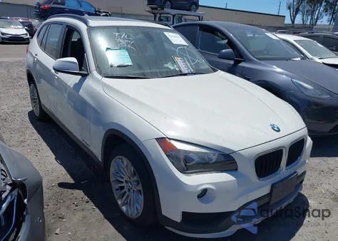 2015 BMW X1 Sdrive28I из США, поврежденный, VIN WBAVM1C59FV316755